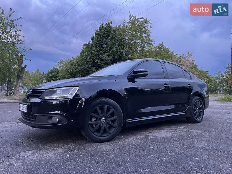 Седан Volkswagen Jetta 2012 в Николаеве