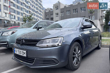 Седан Volkswagen Jetta 2012 в Киеве