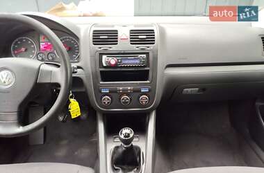 Универсал Volkswagen Jetta 2005 в 