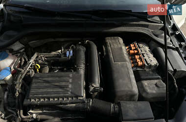 Седан Volkswagen Jetta 2013 в 