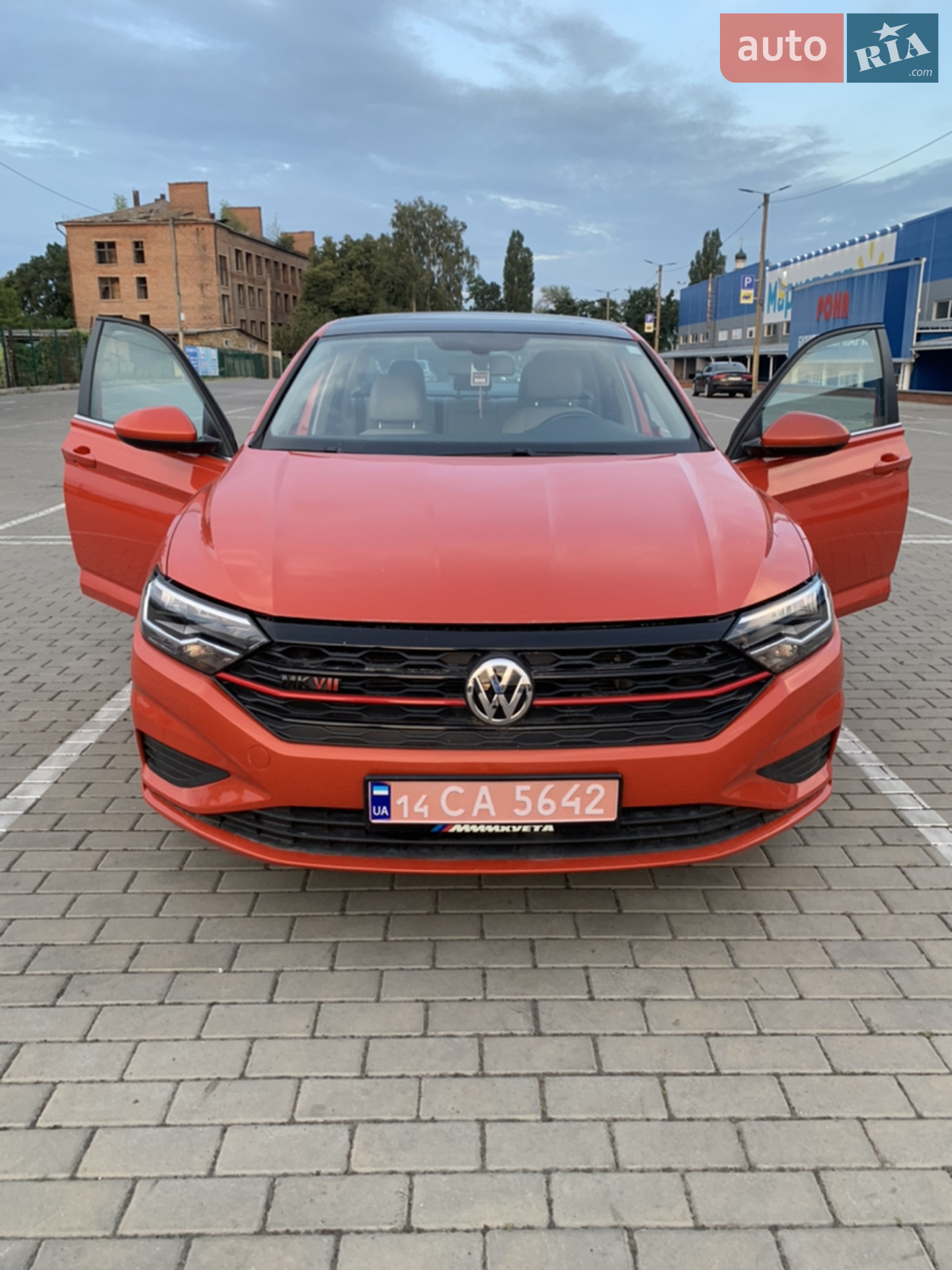 2018 Volkswagen Jetta - фото 1