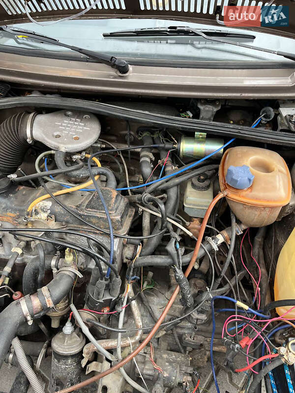 Седан Volkswagen Jetta 1986 в Ровно