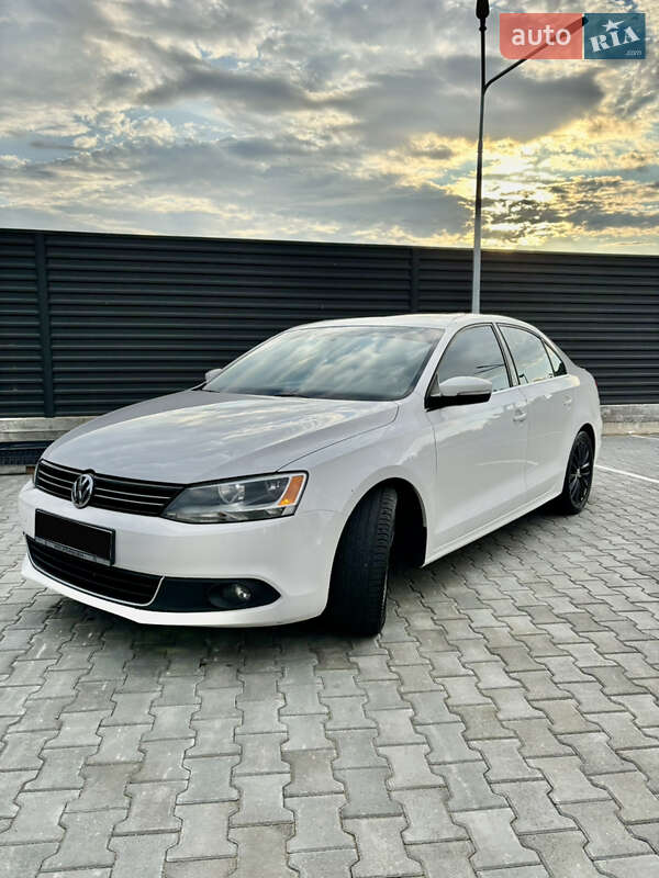 Volkswagen Jetta 2013