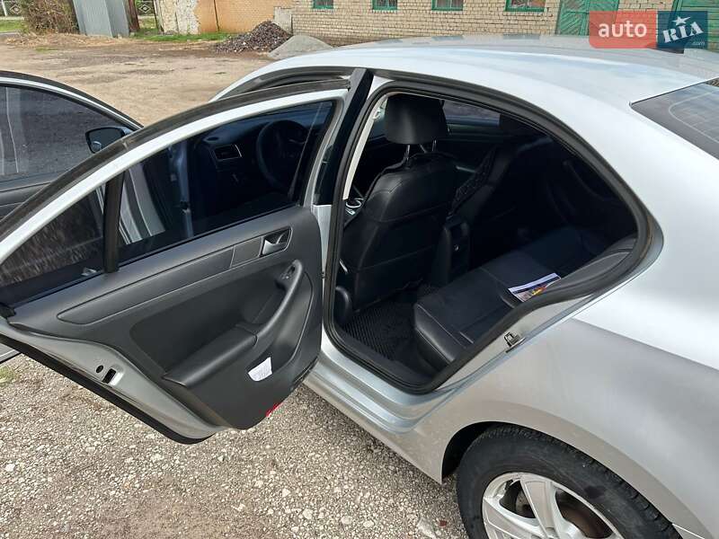 Седан Volkswagen Jetta 2014 в Сахновщине
