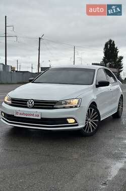 Седан Volkswagen Jetta 2016 в Белогородке