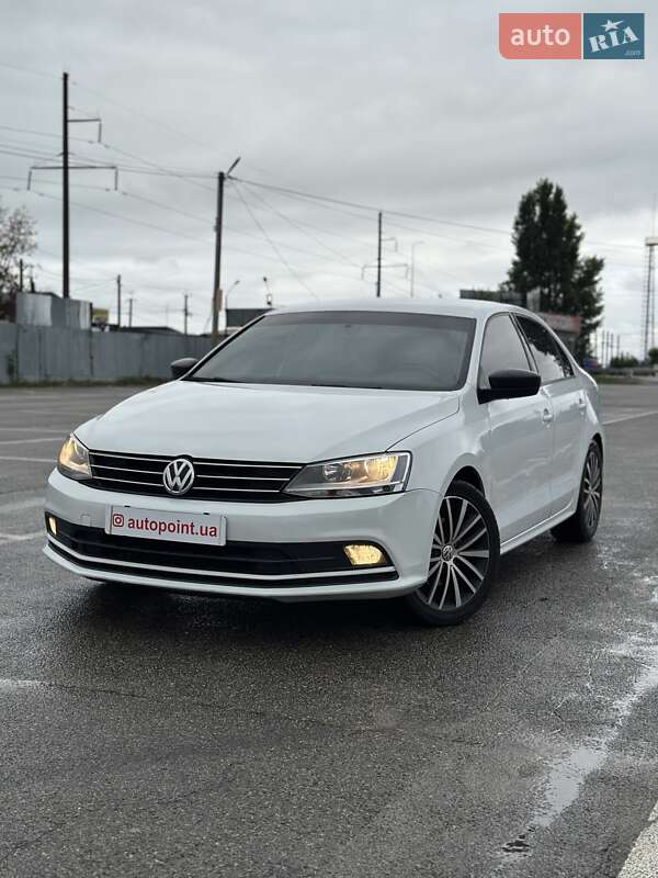 Volkswagen Jetta 2016