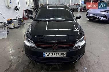 Седан Volkswagen Jetta 2011 в Києві