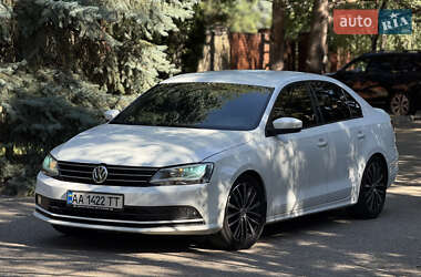 Седан Volkswagen Jetta 2016 в Дніпрі
