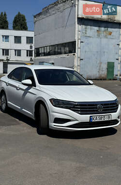 Седан Volkswagen Jetta 2019 в Києві