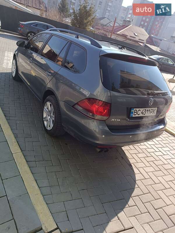 Универсал Volkswagen Jetta 2012 в Львове