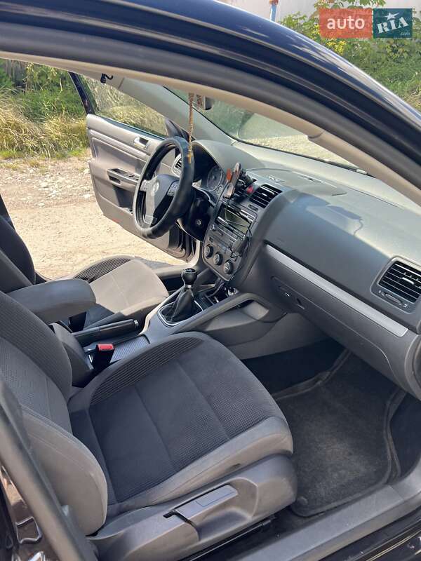 Седан Volkswagen Jetta 2008 в Тернополі