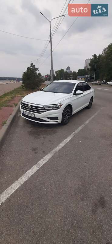 Volkswagen Jetta 2020