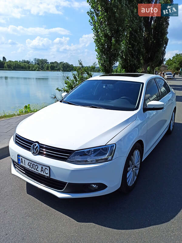 Volkswagen Jetta 2014