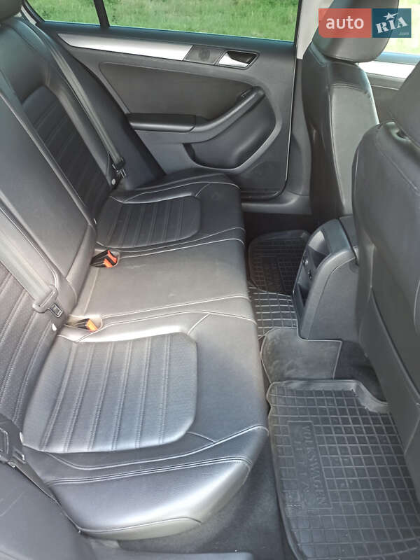 Седан Volkswagen Jetta 2014 в Василькові