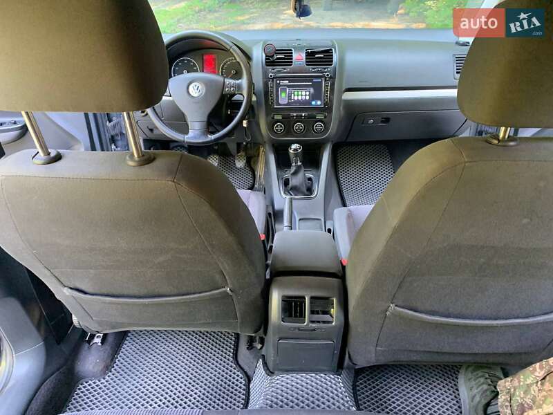 Седан Volkswagen Jetta 2006 в Дунаевцах