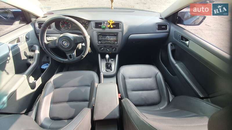 Седан Volkswagen Jetta 2012 в Броварах