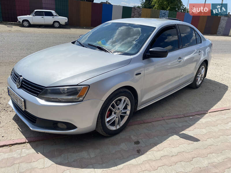 Седан Volkswagen Jetta 2011 в Ширяево