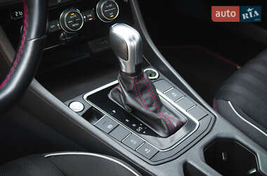 Седан Volkswagen Jetta 2021 в  фото 23 Седан Volkswagen Jetta 2021 в