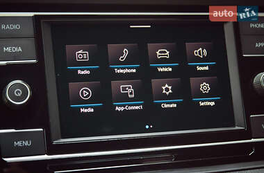 Седан Volkswagen Jetta 2021 в  фото 20 Седан Volkswagen Jetta 2021 в