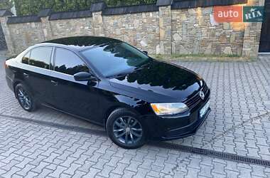 Седан Volkswagen Jetta 2011 в 