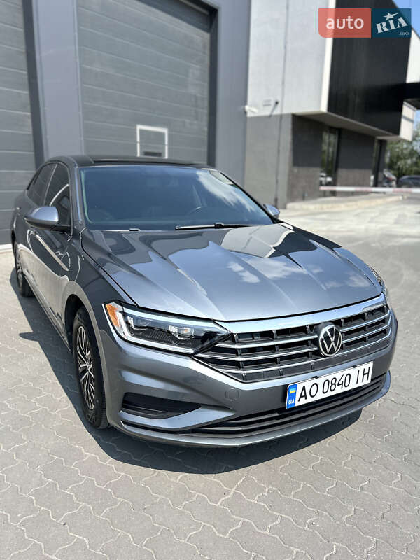 Седан Volkswagen Jetta 2019 в Ужгороді фото 3 Седан Volkswagen Jetta 2019 в Ужгороді