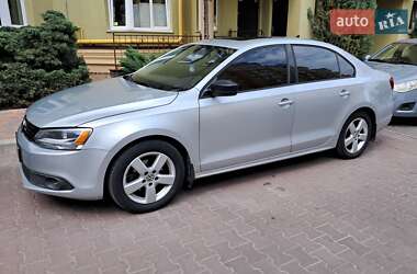 Volkswagen Jetta 2012