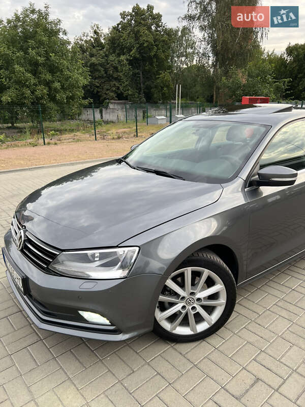Седан Volkswagen Jetta 2013 в Житомире