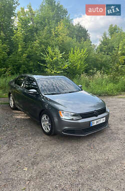 Седан Volkswagen Jetta 2010 в 