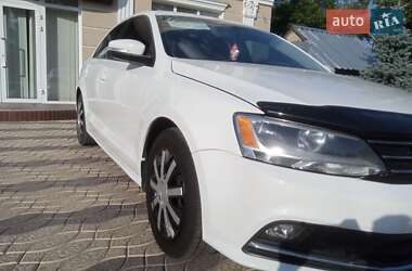 Седан Volkswagen Jetta 2011 в 