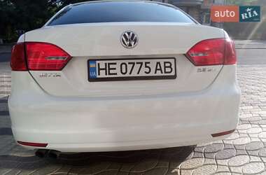 Седан Volkswagen Jetta 2011 в 
