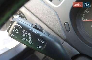Седан Volkswagen Jetta 2011 в 