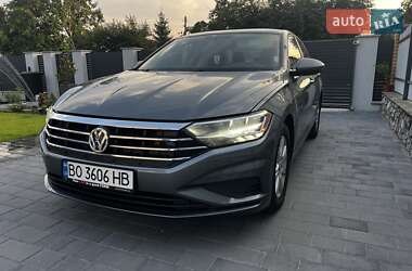 Седан Volkswagen Jetta 2019 в Тернополі