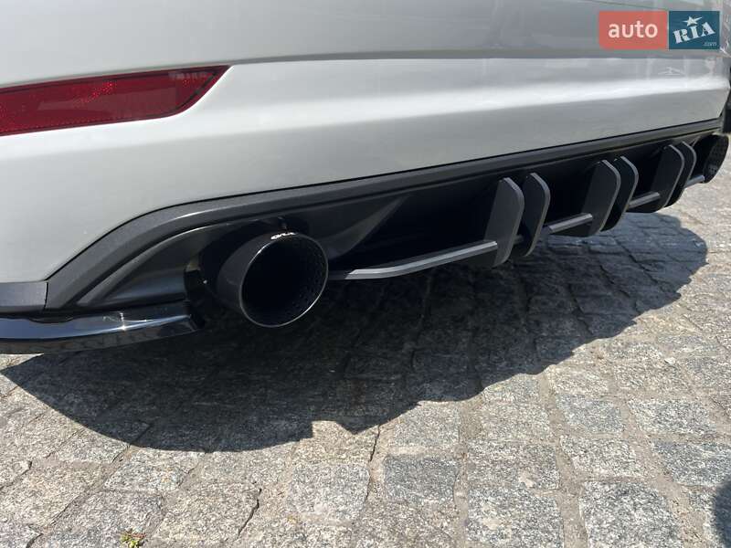 Седан Volkswagen Jetta 2019 в Днепре