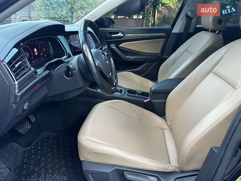 Седан Volkswagen Jetta 2018 в Білогородці