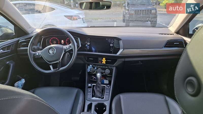 Седан Volkswagen Jetta 2018 в Каменском фото 73 Седан Volkswagen Jetta 2018 в Каменском