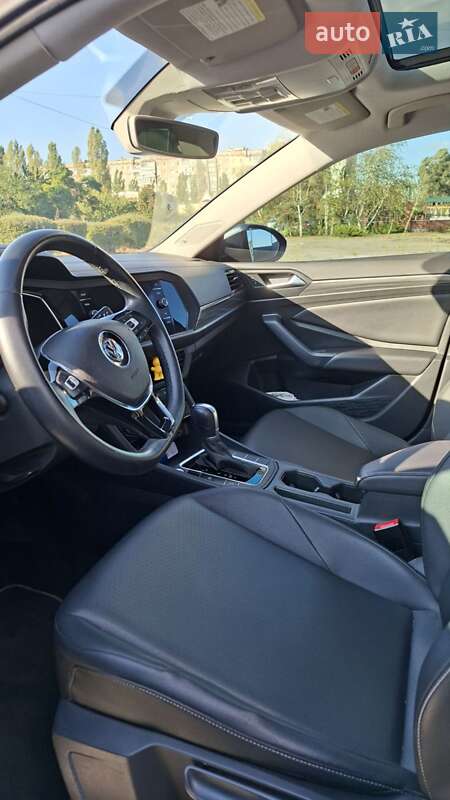 Седан Volkswagen Jetta 2018 в Каменском фото 78 Седан Volkswagen Jetta 2018 в Каменском