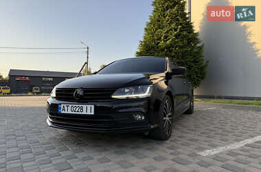 Седан Volkswagen Jetta 2016 в Ивано-Франковске