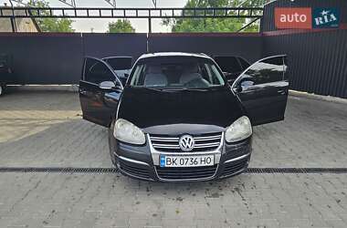 Седан Volkswagen Jetta 2006 в Мирополе