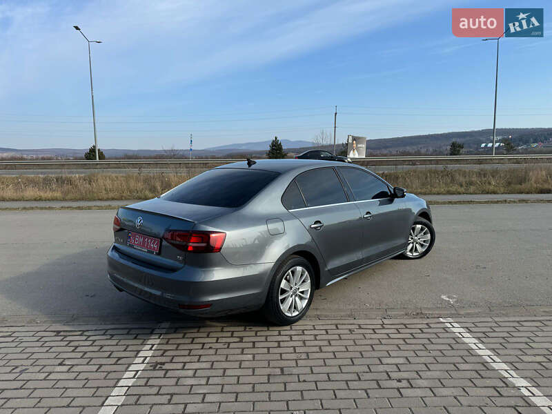 Седан Volkswagen Jetta 2016 в Ужгороді фото 5 Седан Volkswagen Jetta 2016 в Ужгороді