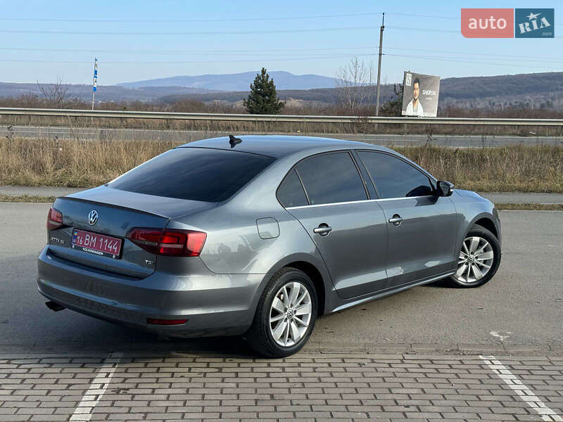 Седан Volkswagen Jetta 2016 в Ужгороді фото 6 Седан Volkswagen Jetta 2016 в Ужгороді