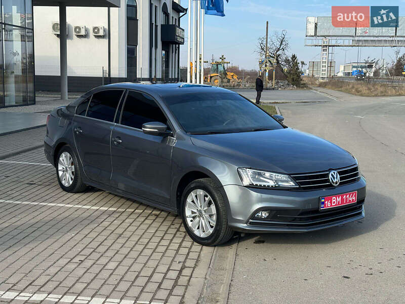 Седан Volkswagen Jetta 2016 в Ужгороді фото 16 Седан Volkswagen Jetta 2016 в Ужгороді