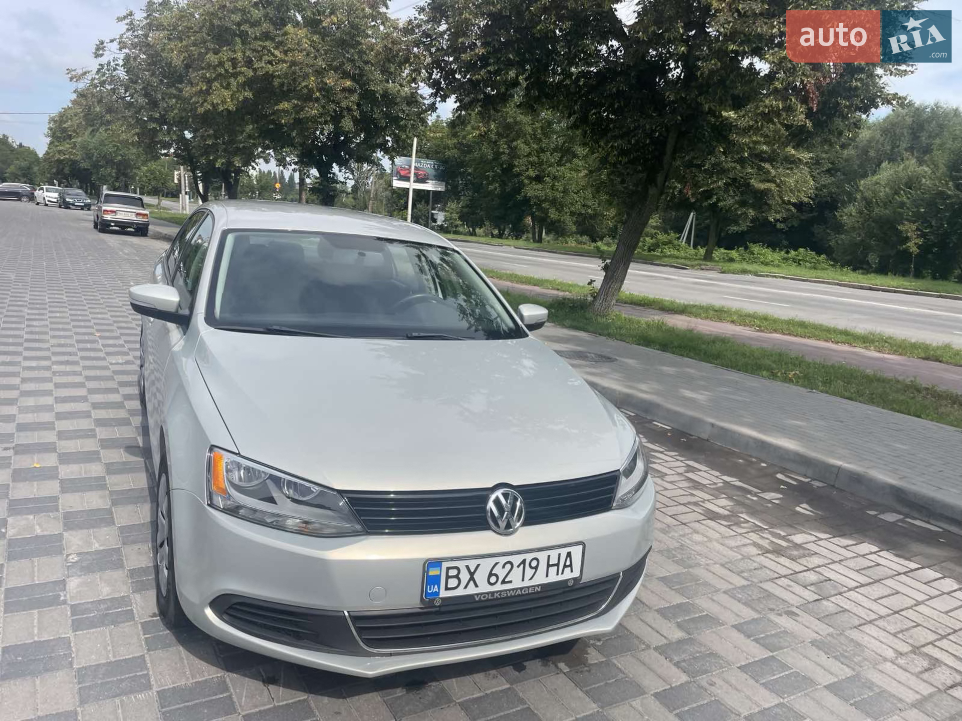 2011 Volkswagen Jetta - мініатюра 2