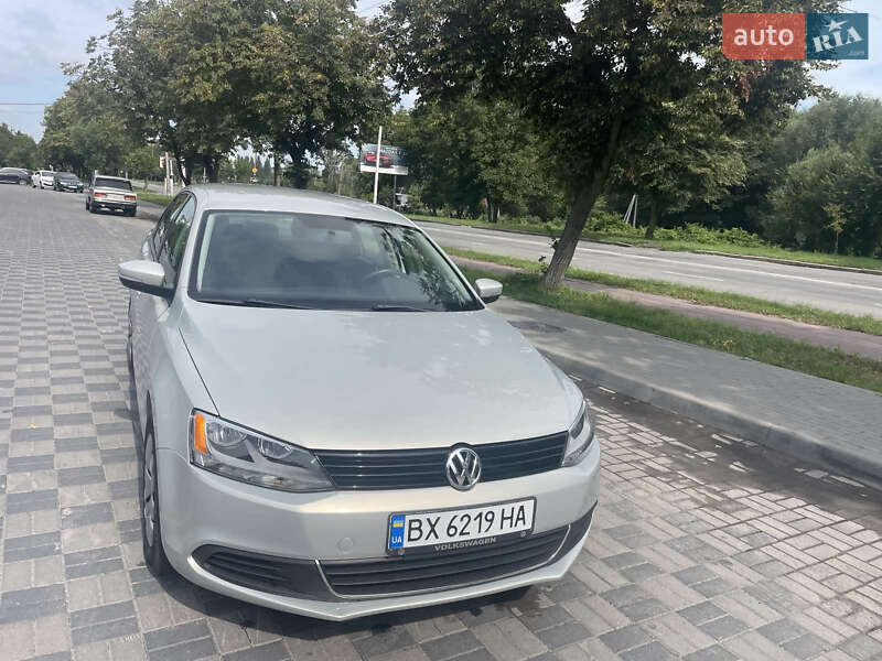 Седан Volkswagen Jetta 2011 в Хмельницькому