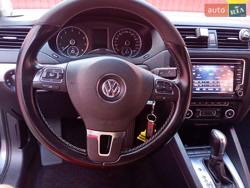 Volkswagen Jetta 2012
