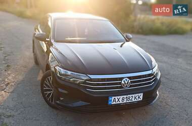 Volkswagen Jetta 2019