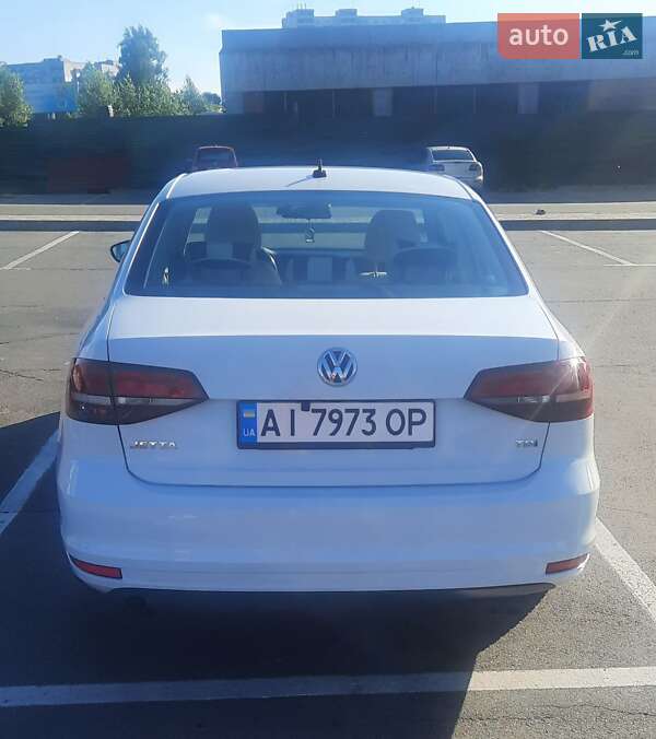 Седан Volkswagen Jetta 2016 в Боярке