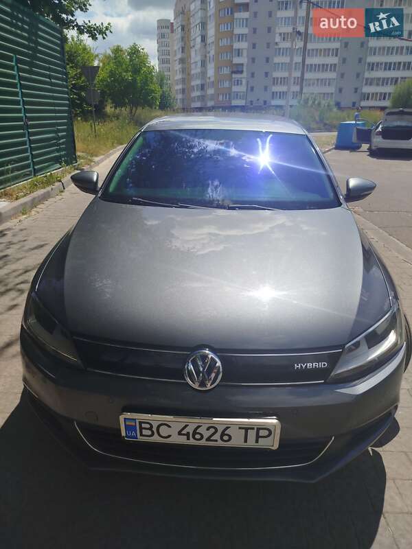 Седан Volkswagen Jetta 2013 в Львове