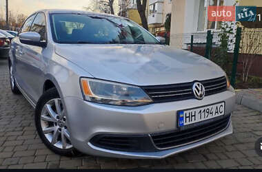 Седан Volkswagen Jetta 2014 в 
