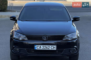 Седан Volkswagen Jetta 2012 в Черкассах
