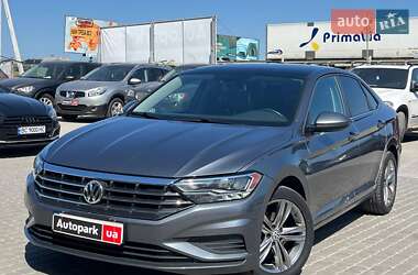 Седан Volkswagen Jetta 2018 в Львові